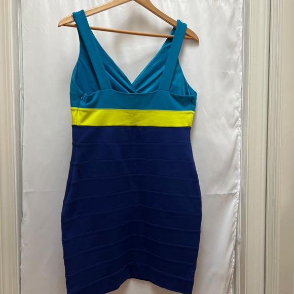 Express Blue Sleeveless Bodycon Dress (L) - Picture 2 of 7